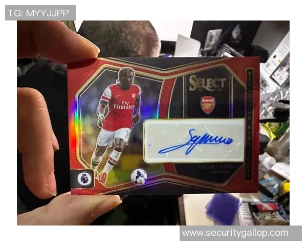 开箱足球球星卡分享揭秘稀有限量版本与隐藏款式收藏价值 开箱足球球星卡分享揭秘稀有限量版本与隐藏款式收藏价值